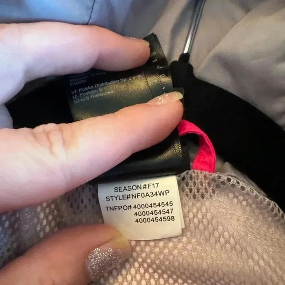 Girls The Northface Kira Triclimate NF0A34WP Jacket w/Liner! Size XL (18) - Picture 8 of 13